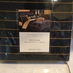 King size bedskirt